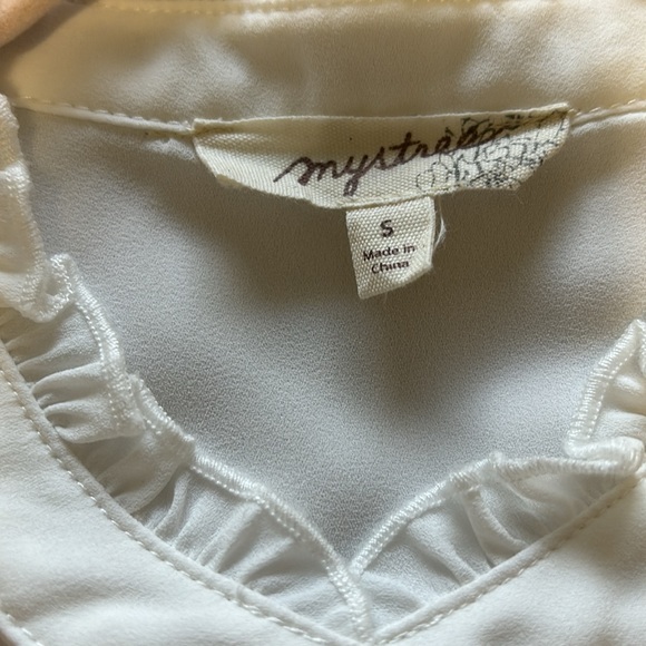 Mystree size S creamy white blouse. - Picture 4 of 4